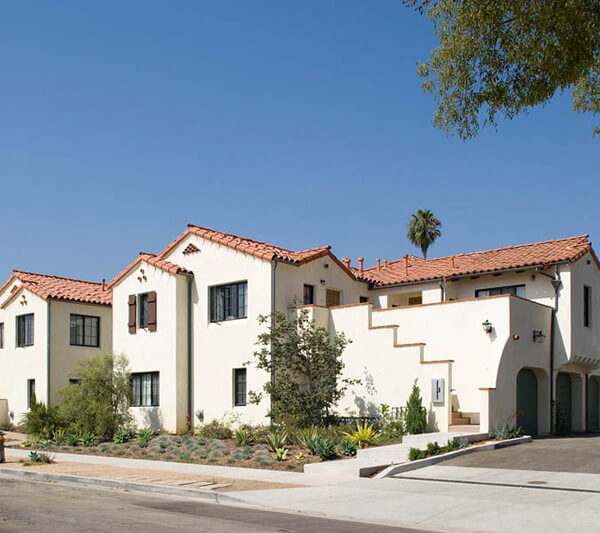 Street view of the Voluntario building