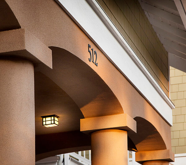 Close-up of the building number 512
